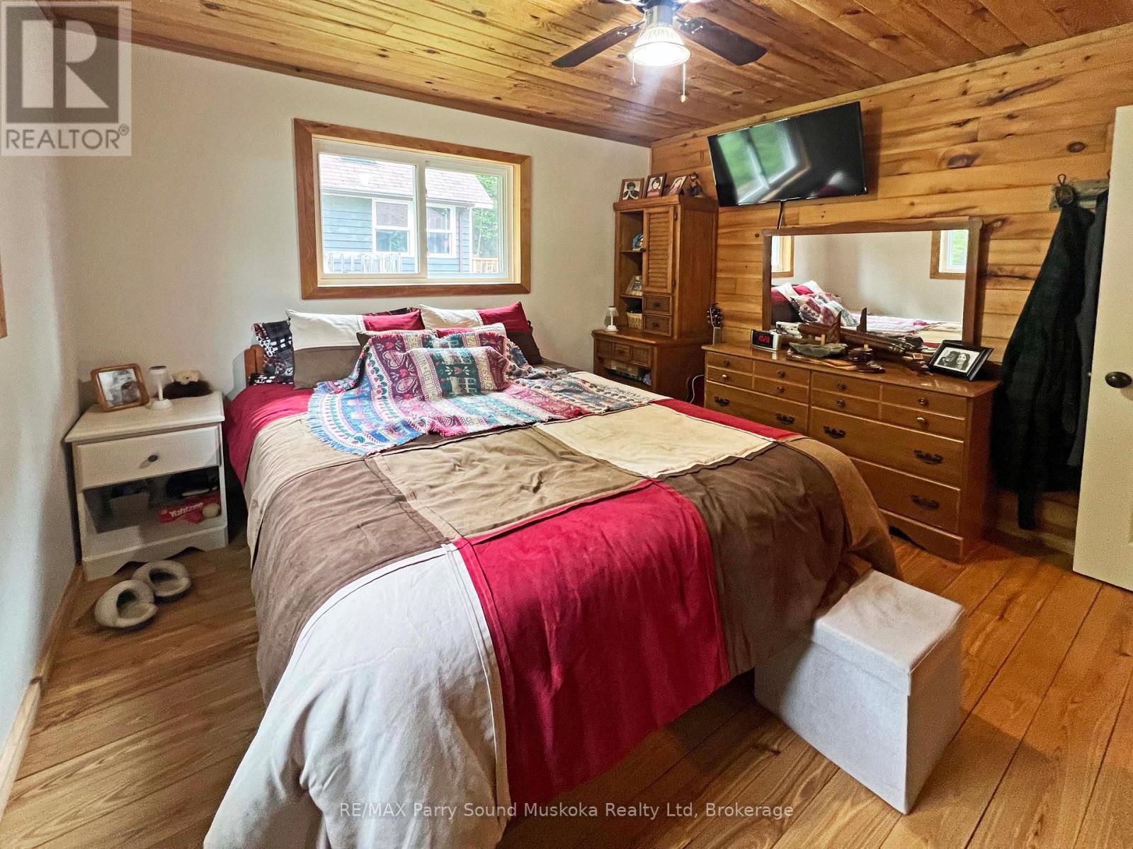 994 Toad Lake, Parry Sound Remote Area, Ontario  P0H 1S0 - Photo 17 - X12226547