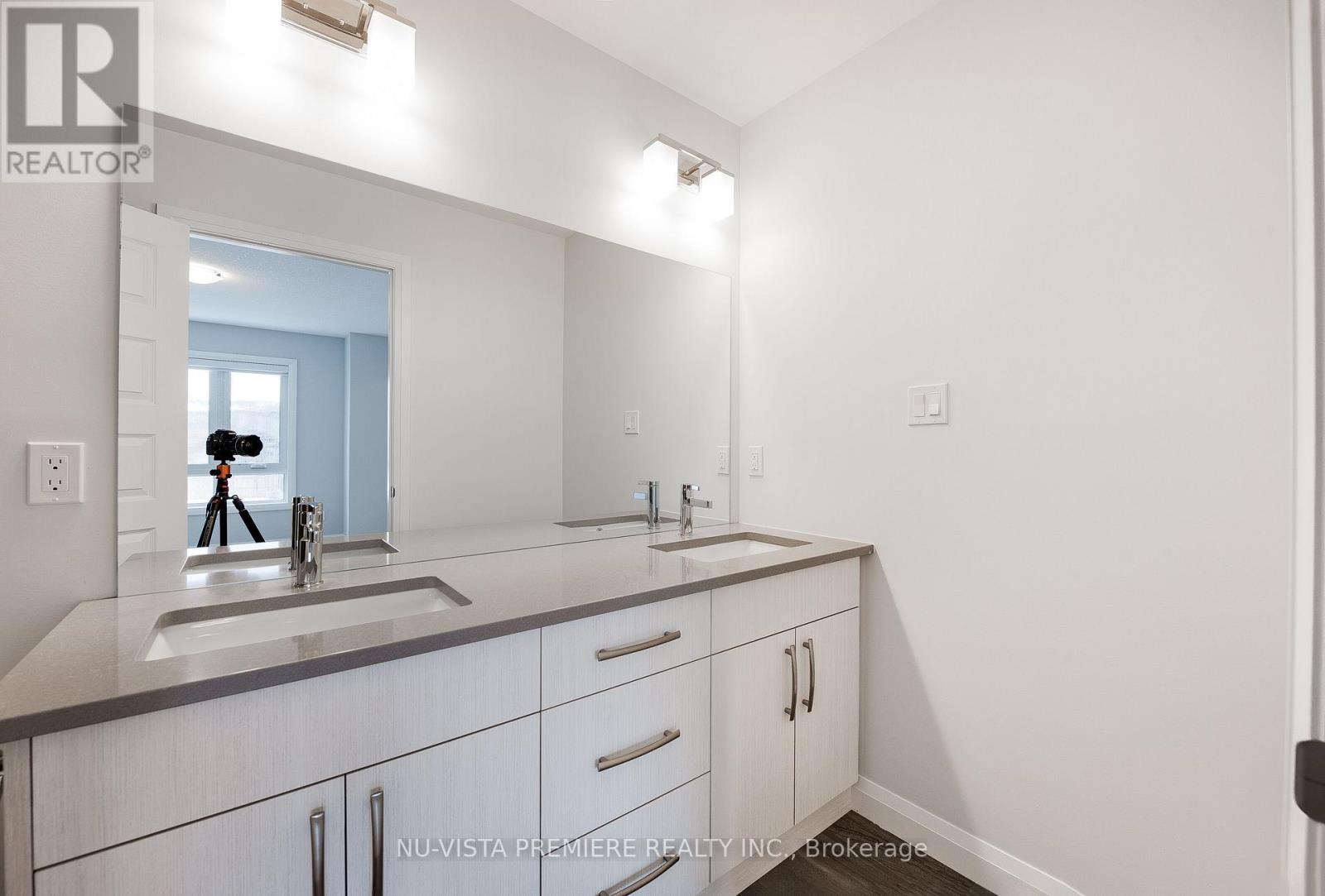 96 - 1820 Canvas Way, London North, Ontario  N5X 0N5 - Photo 33 - X12226604