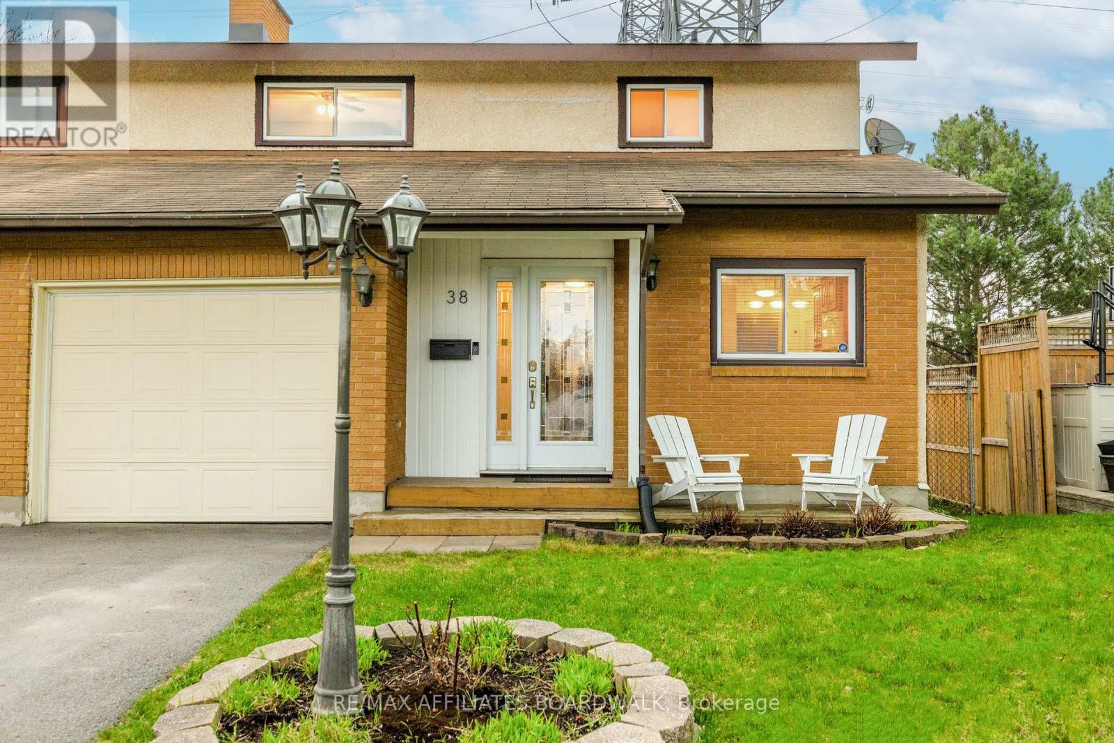 Property at 38 NESTOW DRIVE image 3