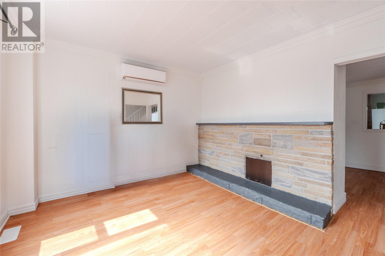 Property at 18 Gear Street image 3