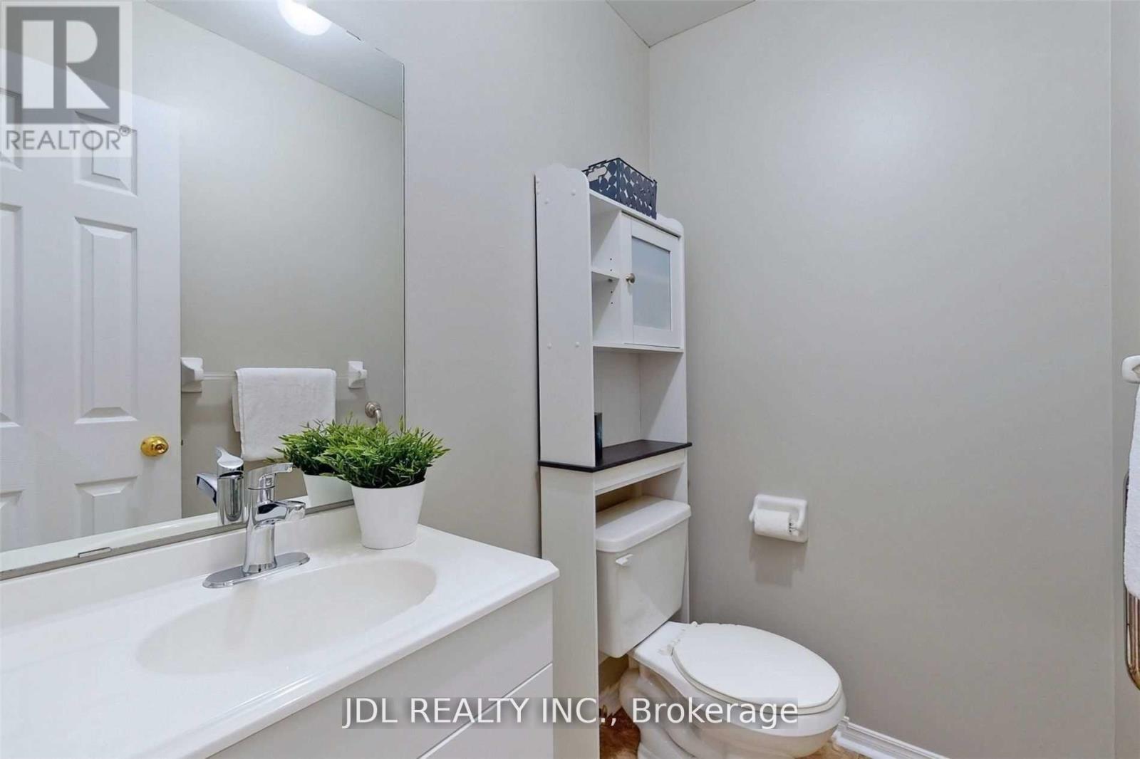 17 Kruger Road, Markham, Ontario  L3S 3X1 - Photo 9 - N12226445