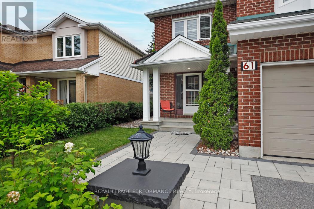 Property at 61 WYCLIFFE STREET image 4