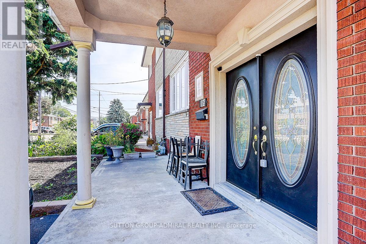 Property at 109 CAYUGA AVENUE image 3