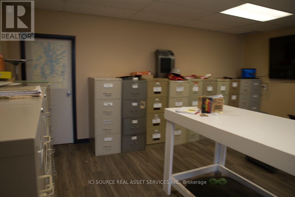 1501 Seymour Street, North Bay, Ontario  P1A 0C5 - Photo 13 - X12226446