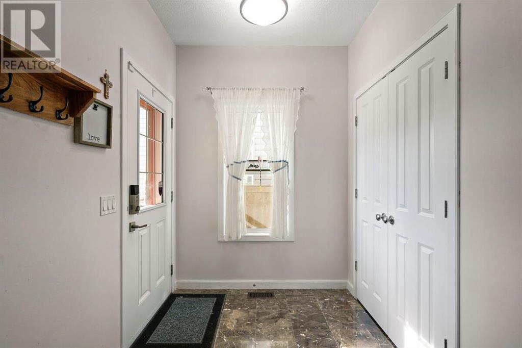 Property at 213 Panton Way NW image 5