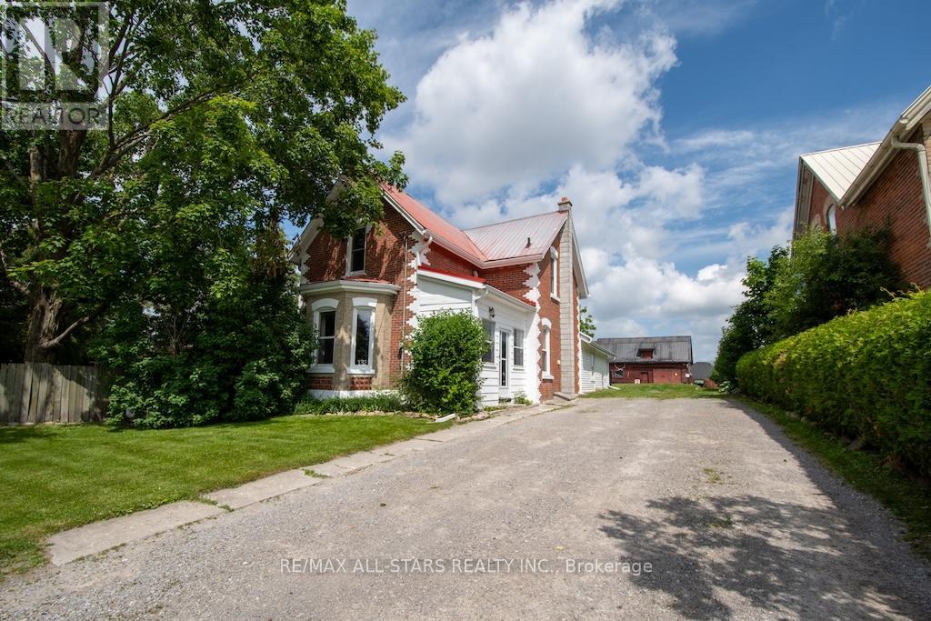 132 King Street, Kawartha Lakes, Ontario  K0M 2T0 - Photo 1 - X12226721