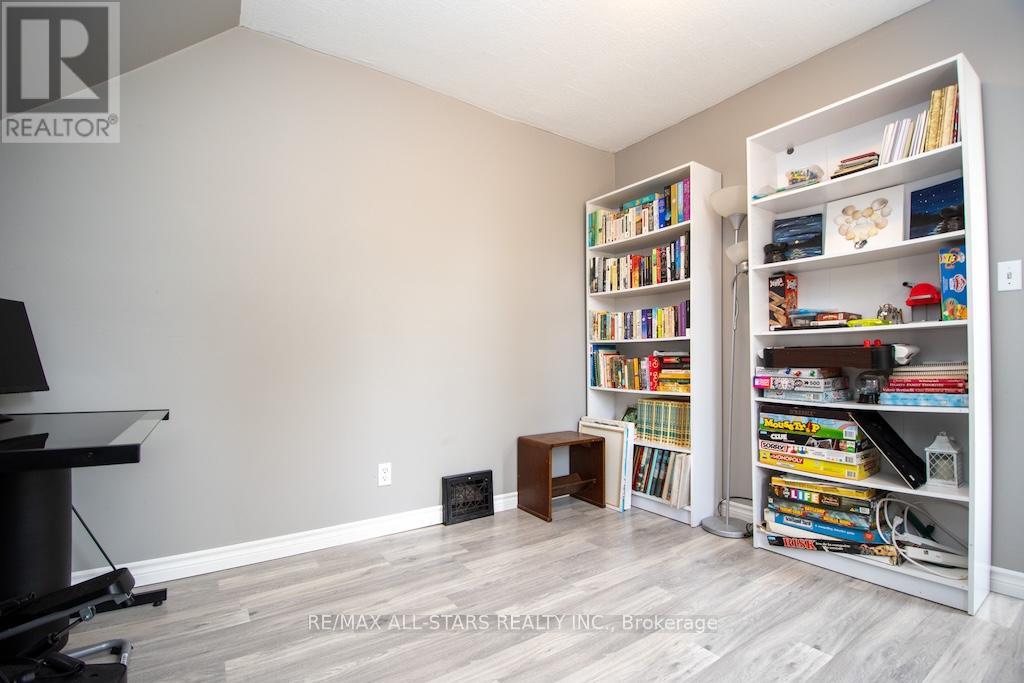 132 King Street, Kawartha Lakes, Ontario  K0M 2T0 - Photo 19 - X12226721