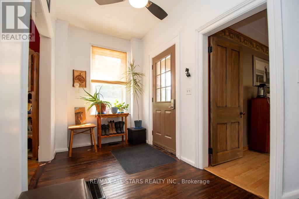 132 King Street, Kawartha Lakes, Ontario  K0M 2T0 - Photo 3 - X12226721