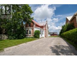 132 KING STREET, Kawartha Lakes, Ontario