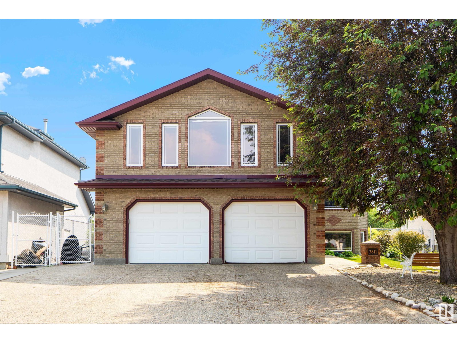 Property at 3811 130 AV NW image 3