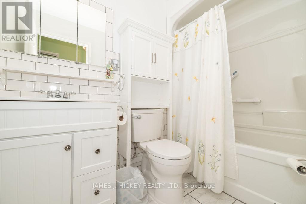 28 Lasalle Drive, Deep River, Ontario  K0J 1P0 - Photo 23 - X12226754