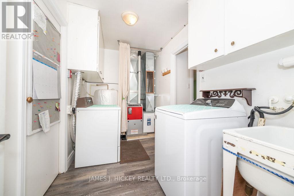 28 Lasalle Drive, Deep River, Ontario  K0J 1P0 - Photo 25 - X12226754