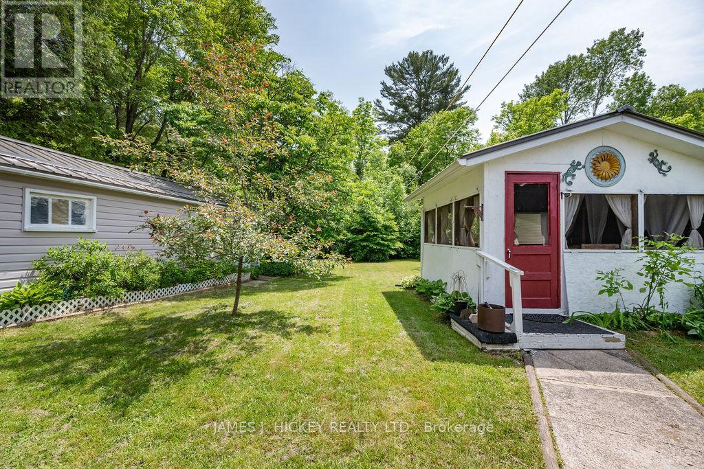 28 Lasalle Drive, Deep River, Ontario  K0J 1P0 - Photo 34 - X12226754
