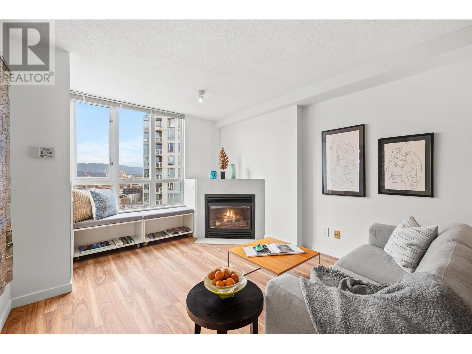 2307 63 KEEFER PLACE, vancouver, British Columbia V6B6N6