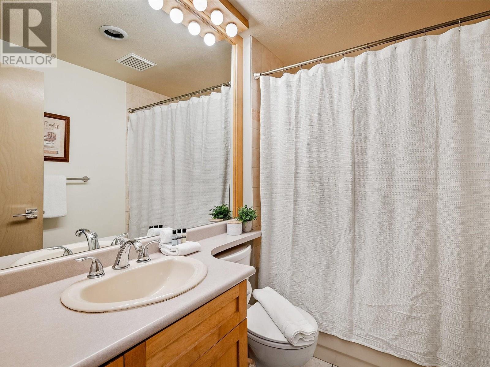 229 4905 Spearhead Drive, Whistler, British Columbia  V0N 1B4 - Photo 14 - R3016529