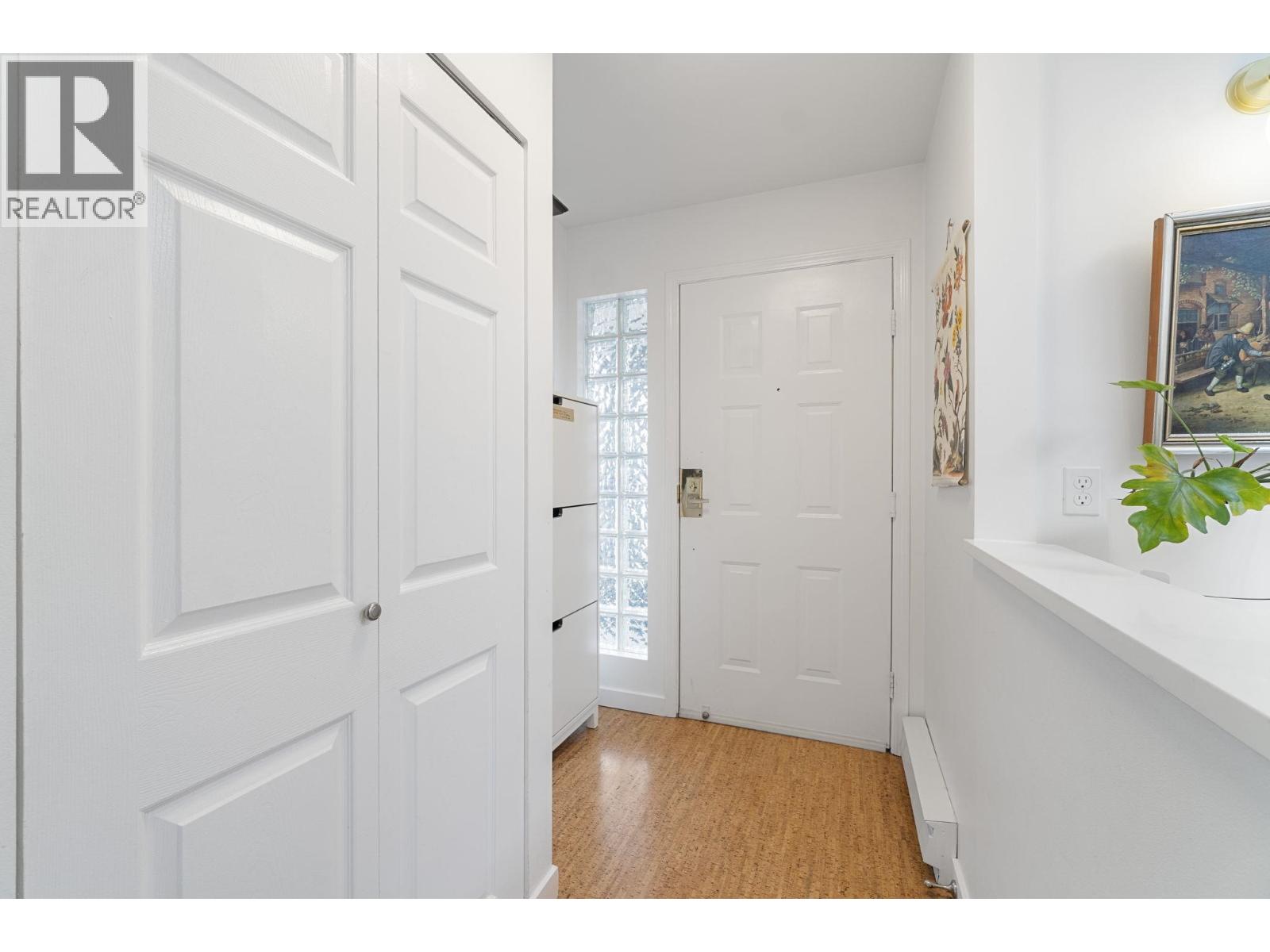 402 4688 W 10th Avenue, Vancouver, British Columbia  V6R 2J5 - Photo 11 - R3016545