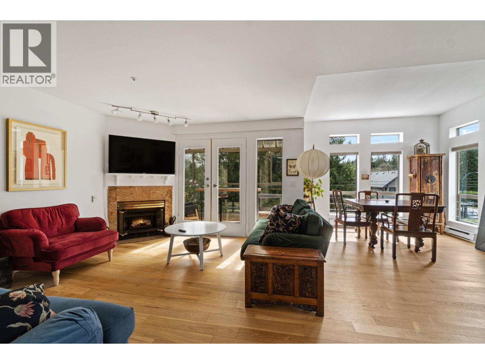 402 4688 W 10th Avenue, Vancouver, British Columbia  V6R 2J5 - Photo 2 - R3016545