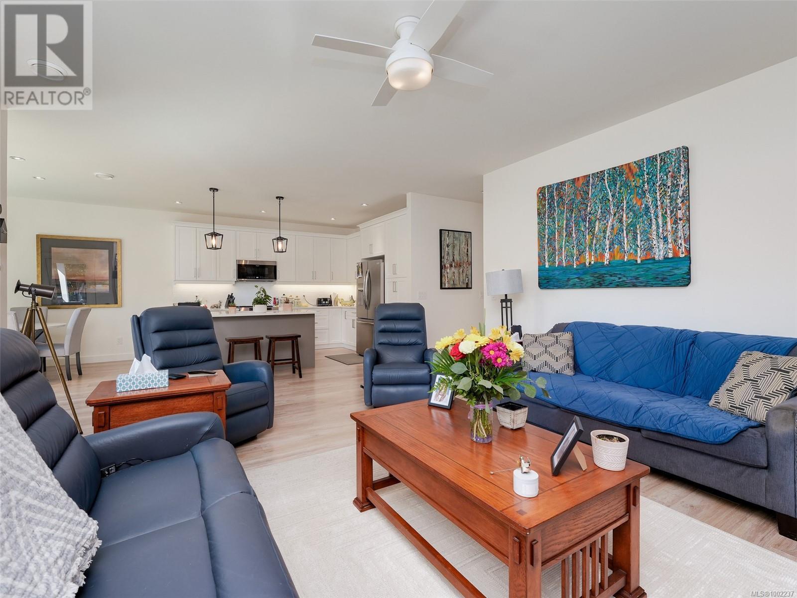 Property at 6512 Noblewood Pl image 4