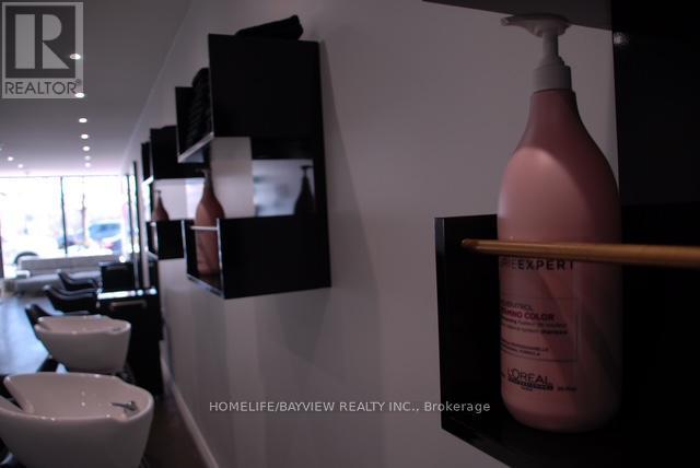 1924 Danforth Avenue, Toronto, Ontario  M4C 1J4 - Photo 9 - E12225331