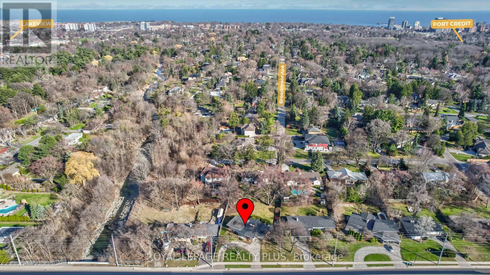 Property at 240 SOUTH SERVICE ROAD image 5