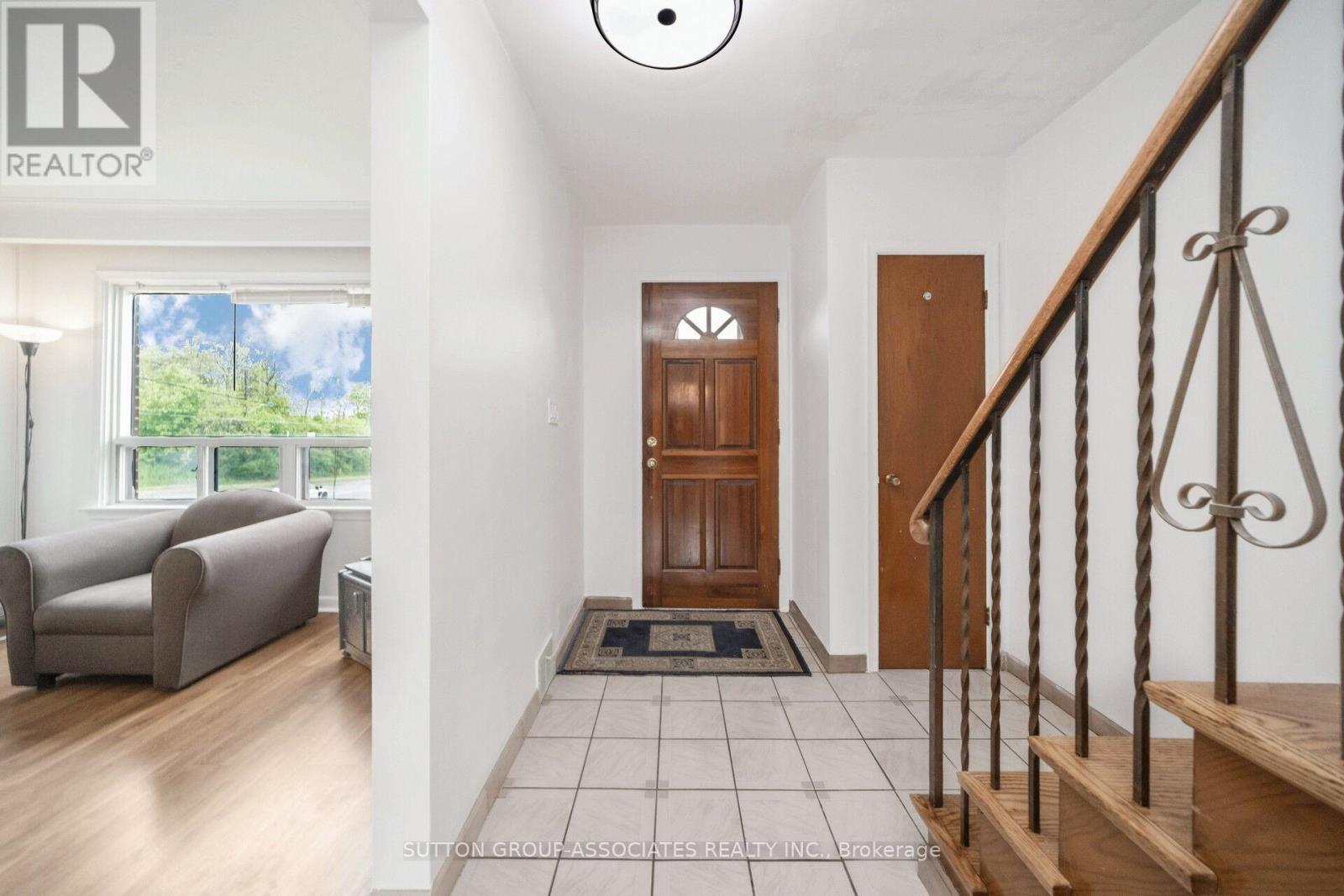 Property at 3 STANSTEAD DRIVE image 4