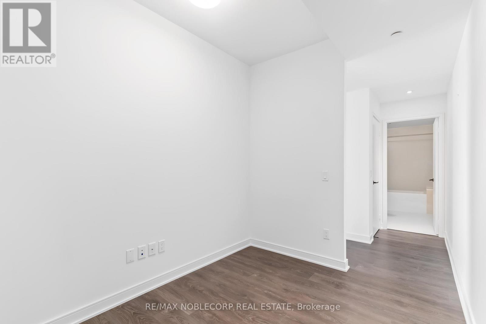919 - 60 Tannery Road, Toronto (Waterfront Communities), Ontario  M5A 0S8 - Photo 10 - C12226690
