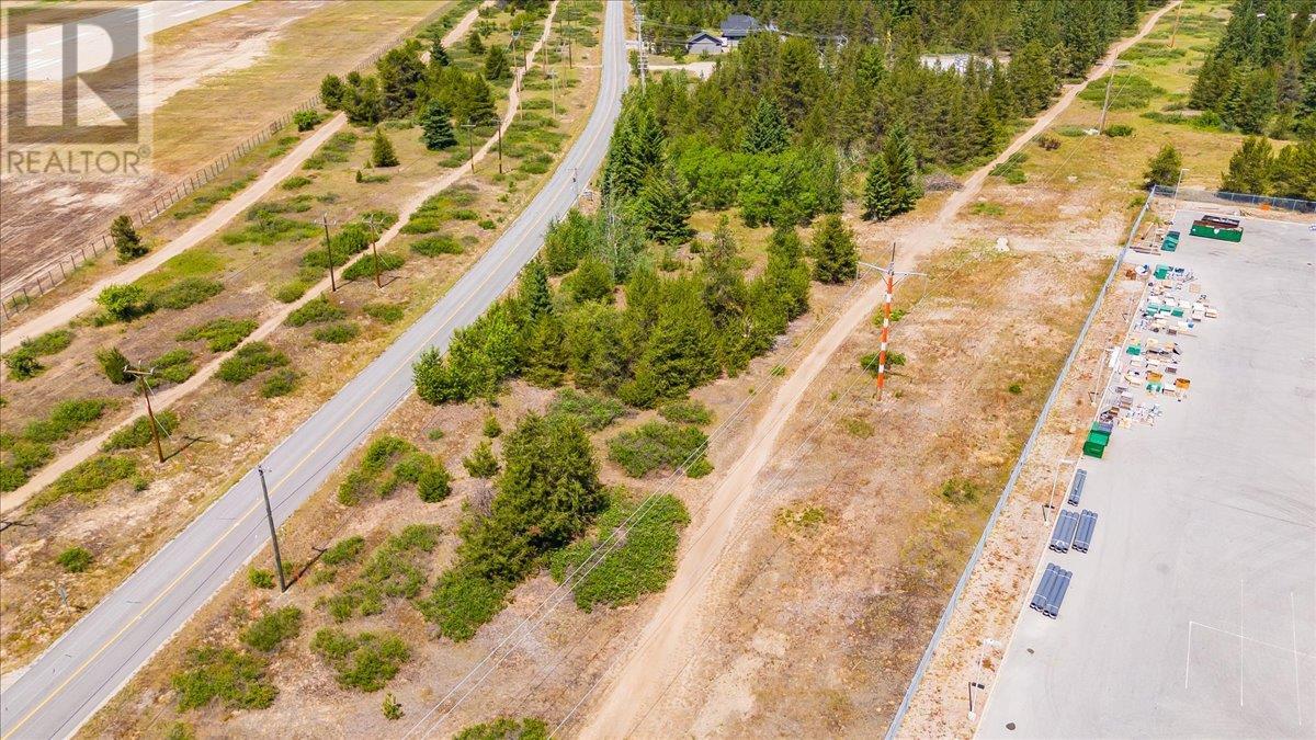 272 Ootischenia Road, Castlegar, British Columbia  V1N 4L7 - Photo 5 - 10350552