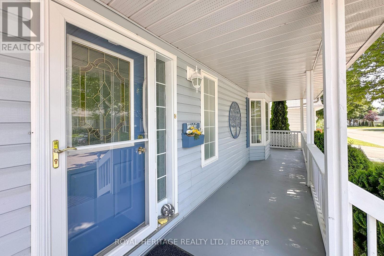 Property at 17 FAIRWAY DRIVE image 5