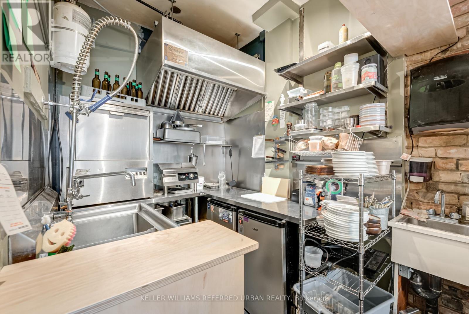 1118 Queen Street E, Toronto (South Riverdale), Ontario  M4M 1K8 - Photo 14 - E12226614