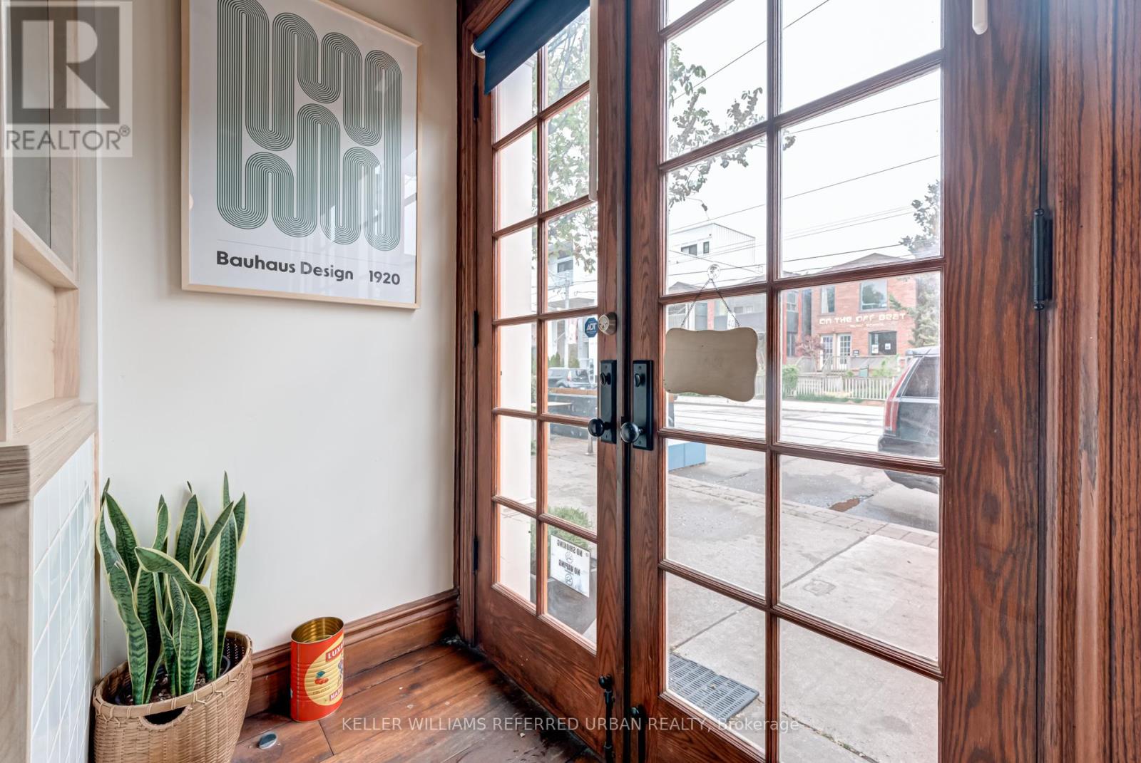 1118 Queen Street E, Toronto (South Riverdale), Ontario  M4M 1K8 - Photo 5 - E12226614