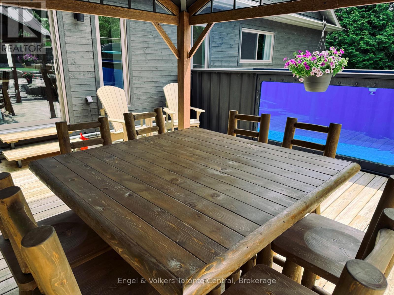 131 Arthur Street E, Blue Mountains, Ontario  N0H 2P0 - Photo 33 - X12084040