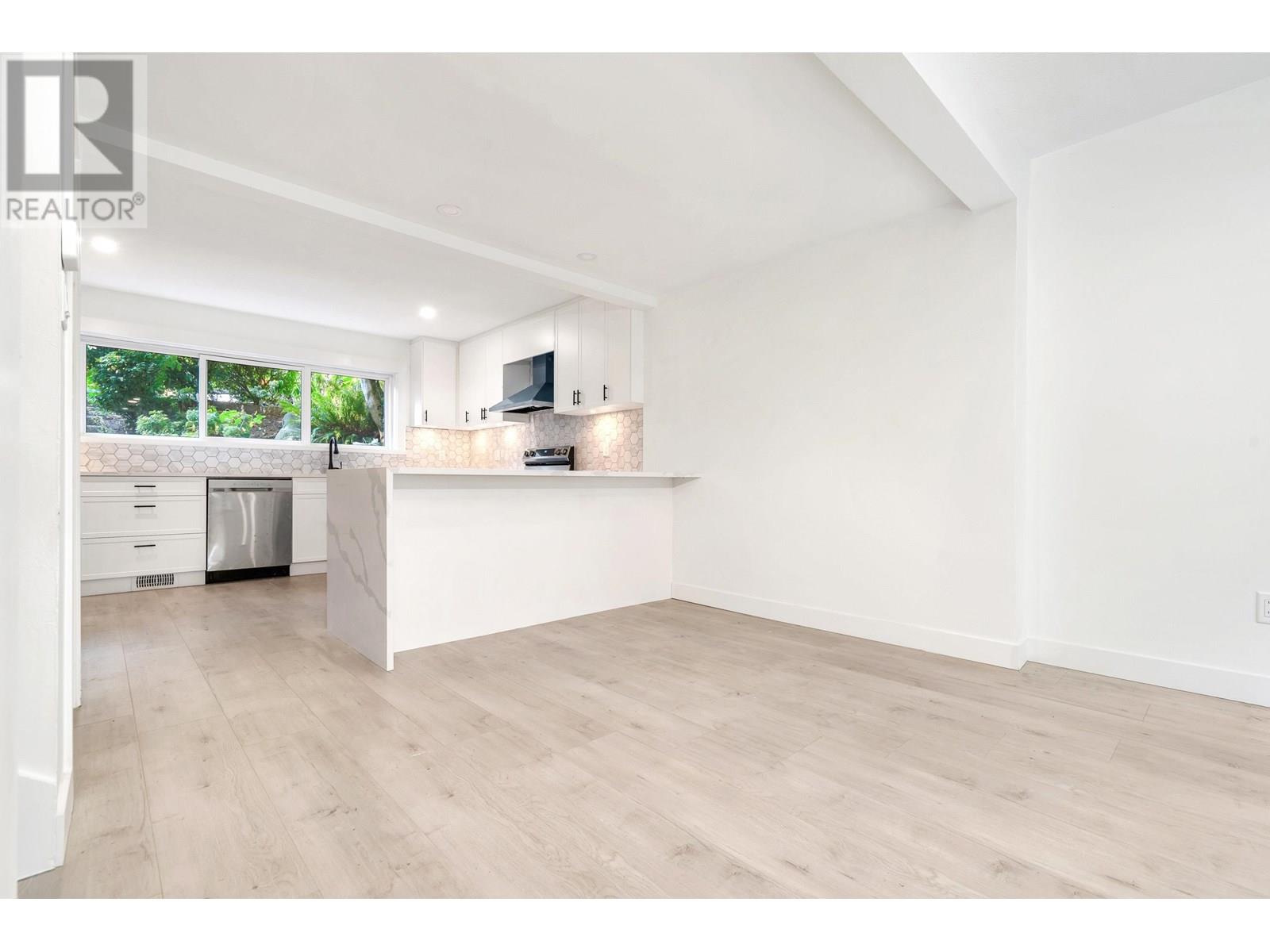 Property at 1126 CHATEAU PLACE image 5
