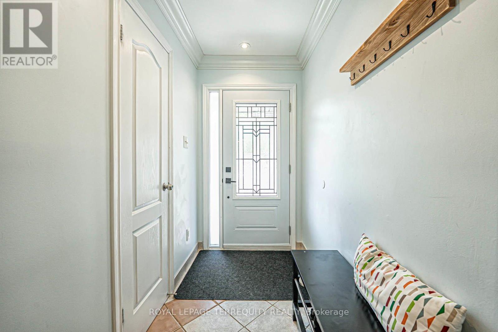 Property at 40 PEPPERELL CRESCENT image 2