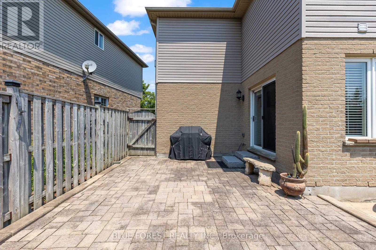 258 South Leaksdale Circle, London South, Ontario  N6M 1K3 - Photo 36 - X12226924