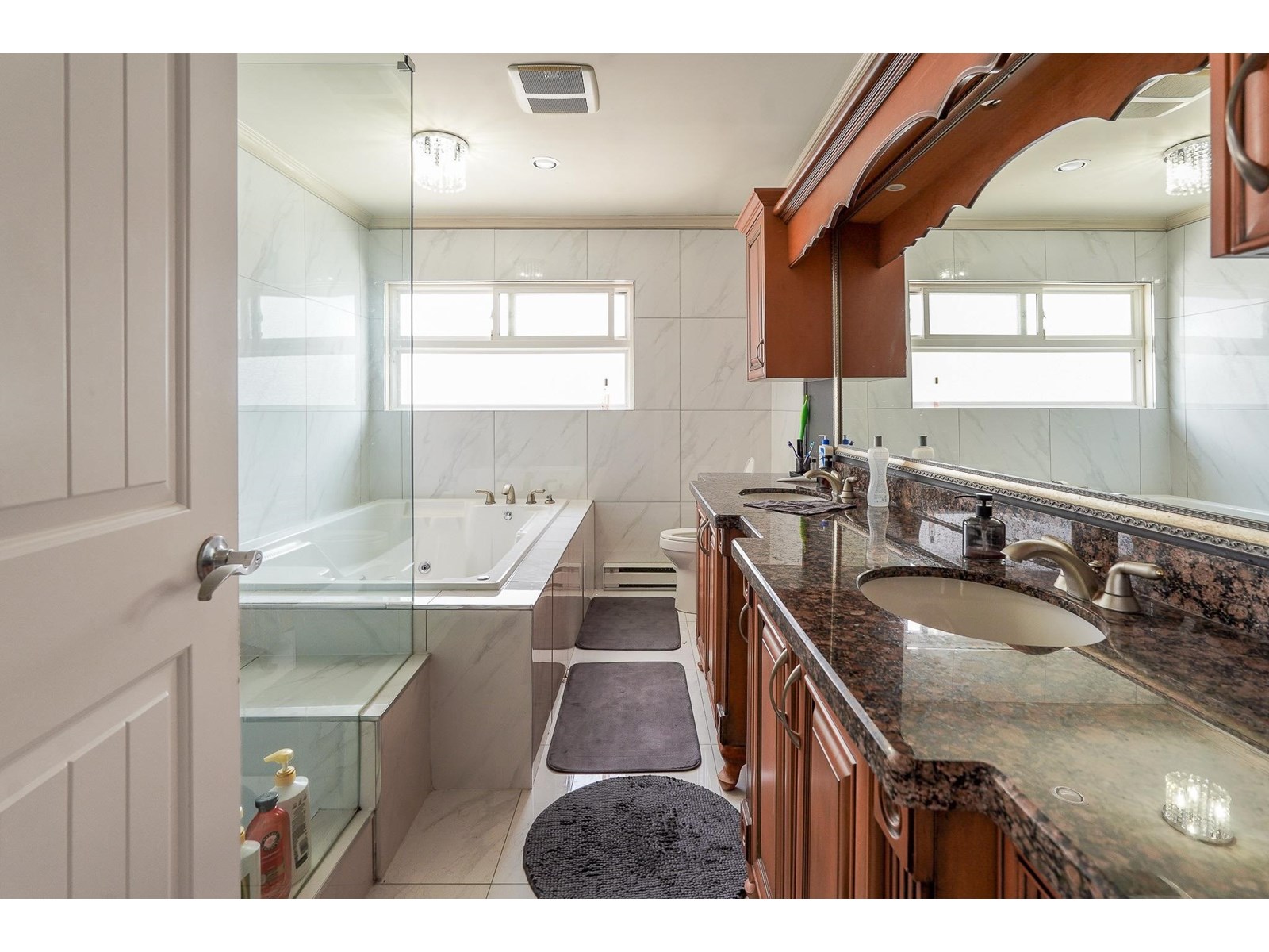 6753 134a Street, Surrey, British Columbia  V3W 5W2 - Photo 19 - R3012048