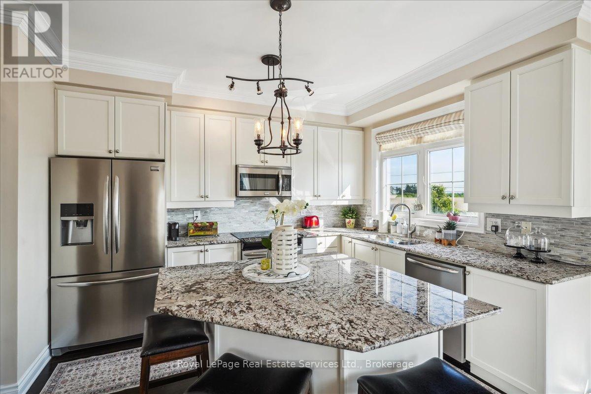 37 Rockman Crescent, Brampton, Ontario  L7A 0B5 - Photo 13 - W12226908