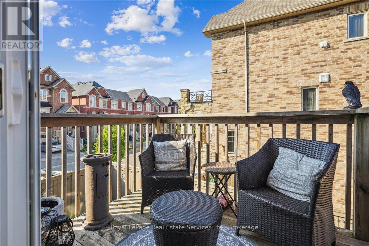 37 Rockman Crescent, Brampton, Ontario  L7A 0B5 - Photo 16 - W12226908