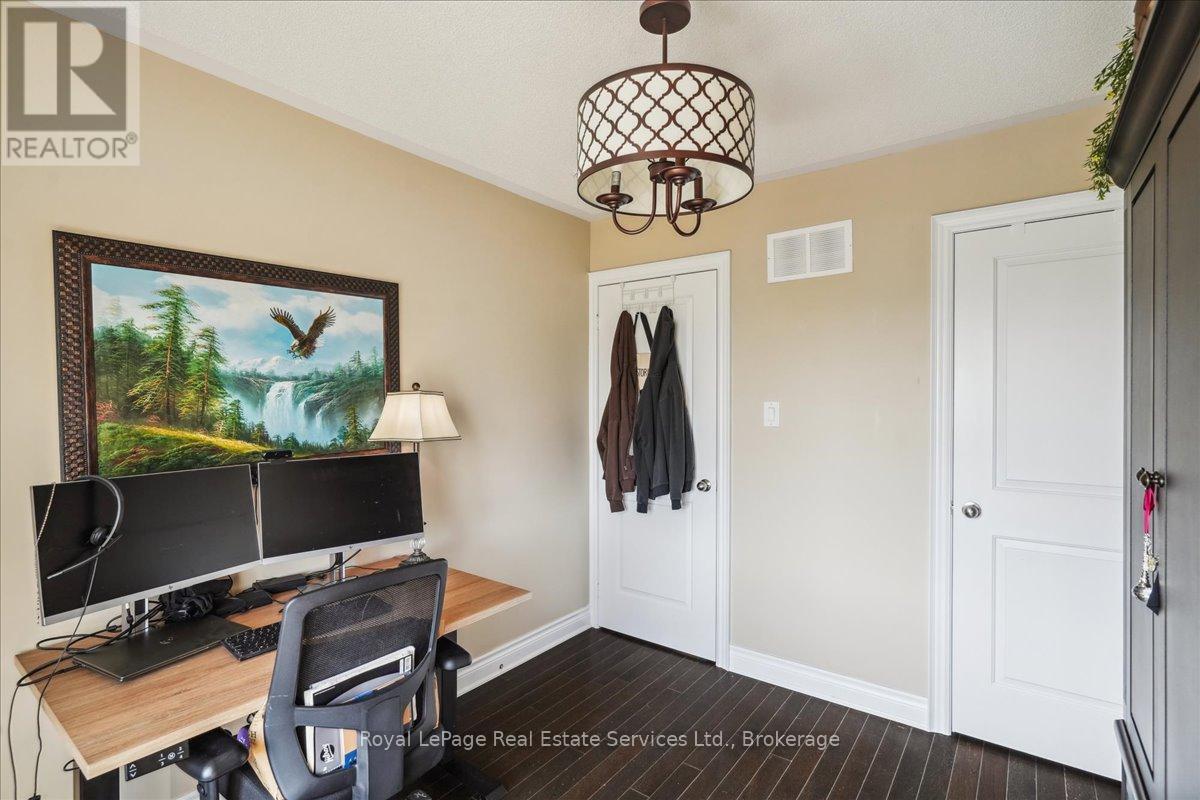 37 Rockman Crescent, Brampton, Ontario  L7A 0B5 - Photo 28 - W12226908