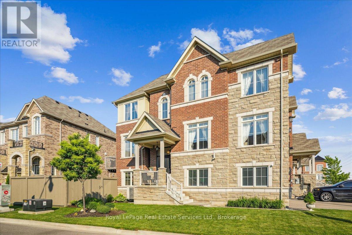 Property at 37 ROCKMAN CRESCENT image 3