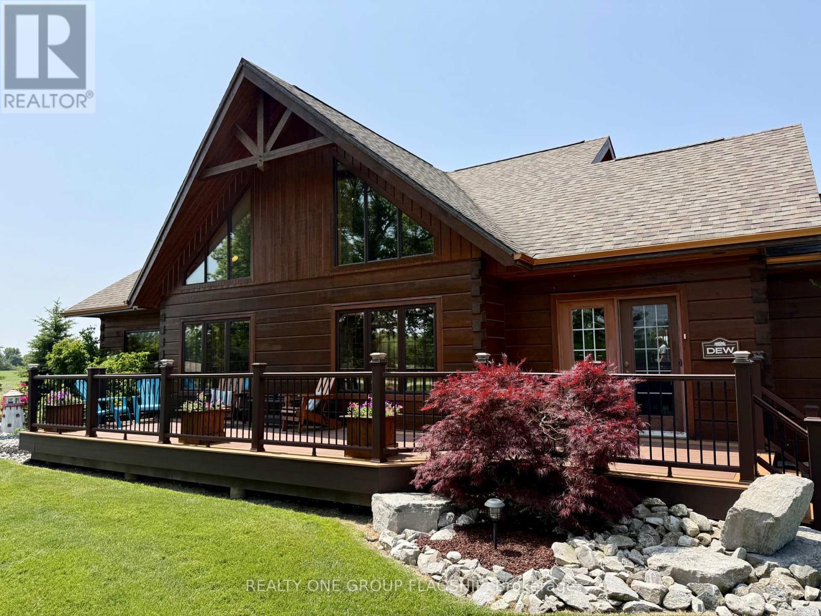8529 Kinnaird Road, Lambton Shores (Bosanquet), Ontario  N0N 1J3 - Photo 27 - X12226769