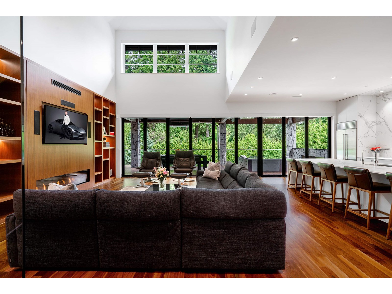 Property at 14073 34A AVENUE image 3