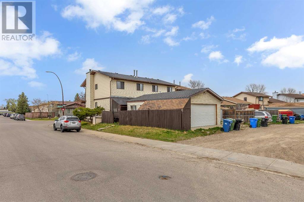 Property at 55 Templemont Drive NE image 3