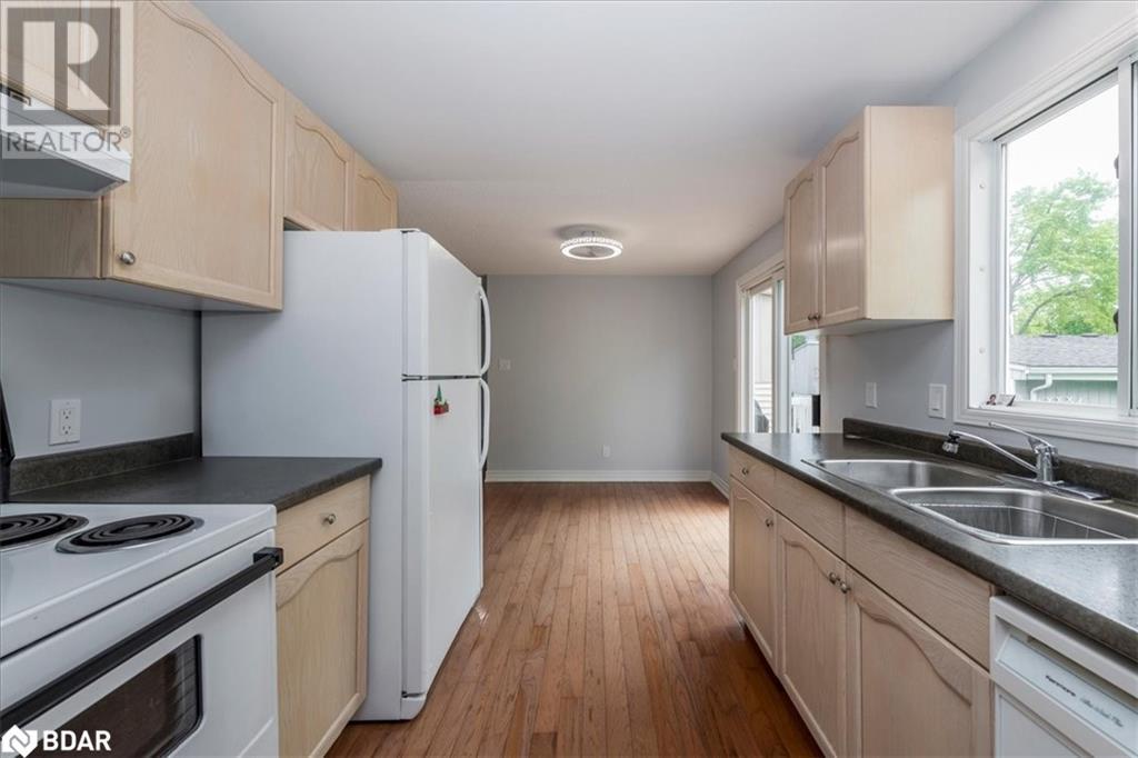 3 Comforts Cove, Innisfil, Ontario  L9S 1S3 - Photo 10 - 40741889