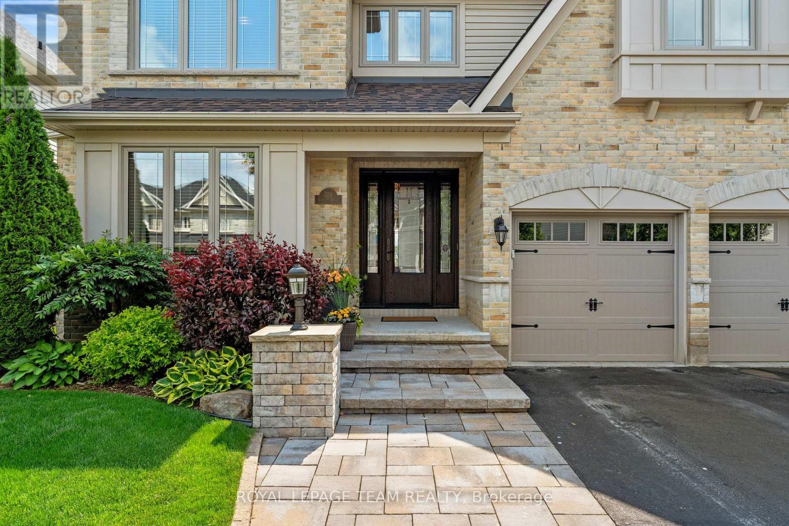 Property at 529 SANDGATE RIDGE image 2