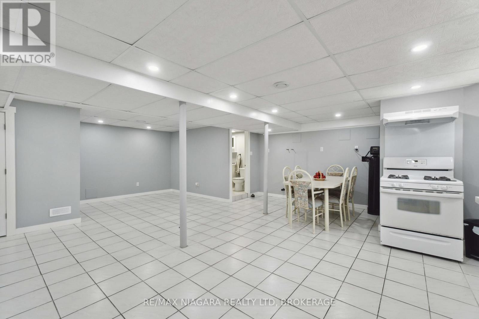 3560 Rapids View Drive, Niagara Falls, Ontario  L2G 6C4 - Photo 15 - X12224520