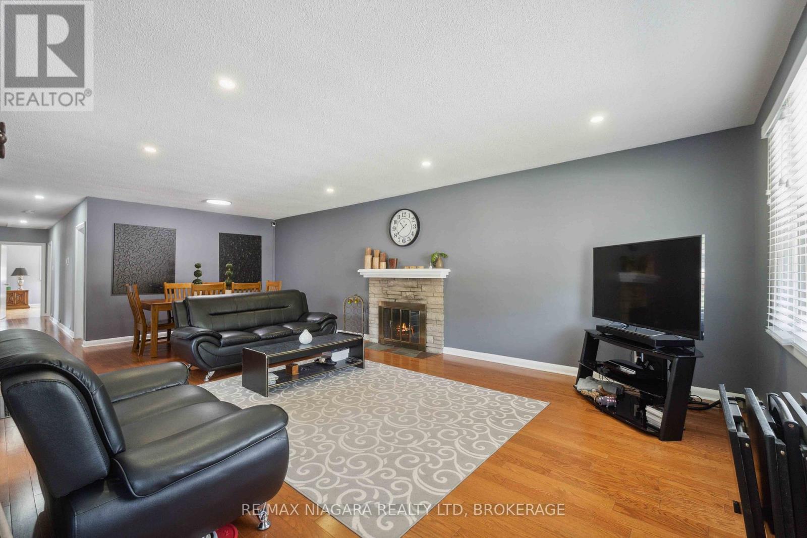 Property at 3560 RAPIDS VIEW DRIVE image 2