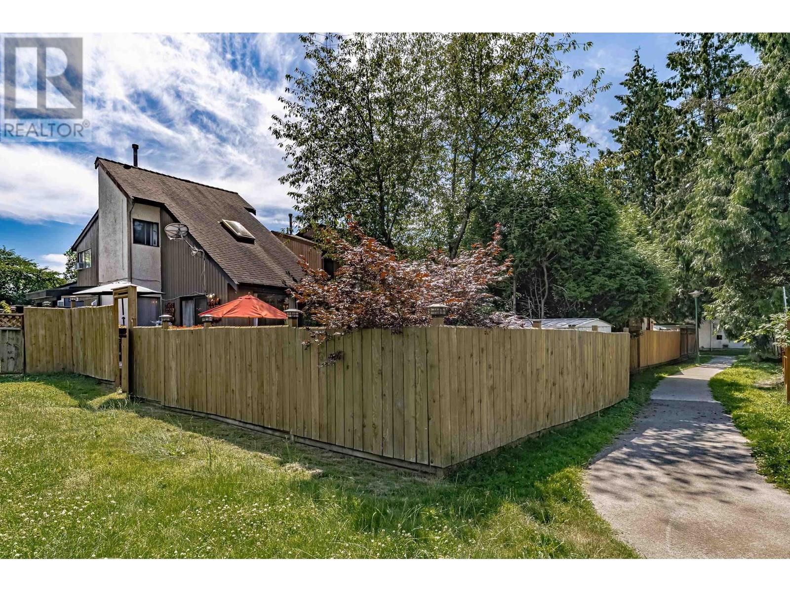 Property at 3035 ASHBROOK PLACE image 2
