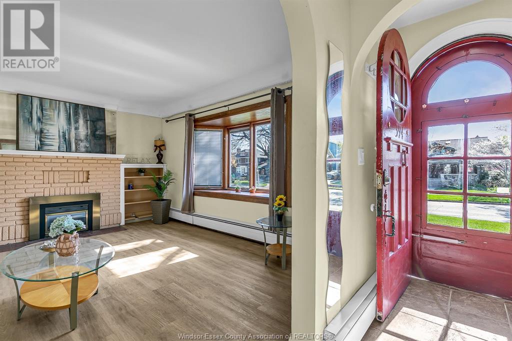Property at 394 ASKIN AVENUE image 5