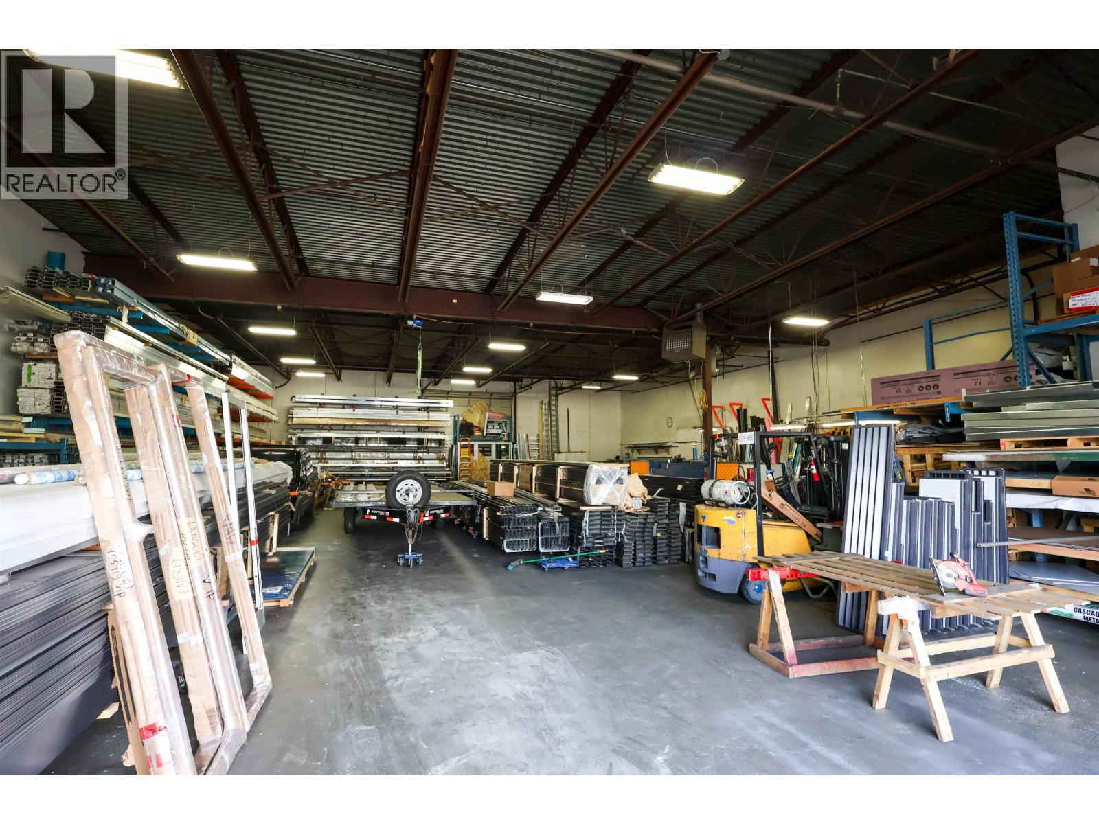 D 1600 KINGSWAY AVENUE, port coquitlam, British Columbia V3C1S2