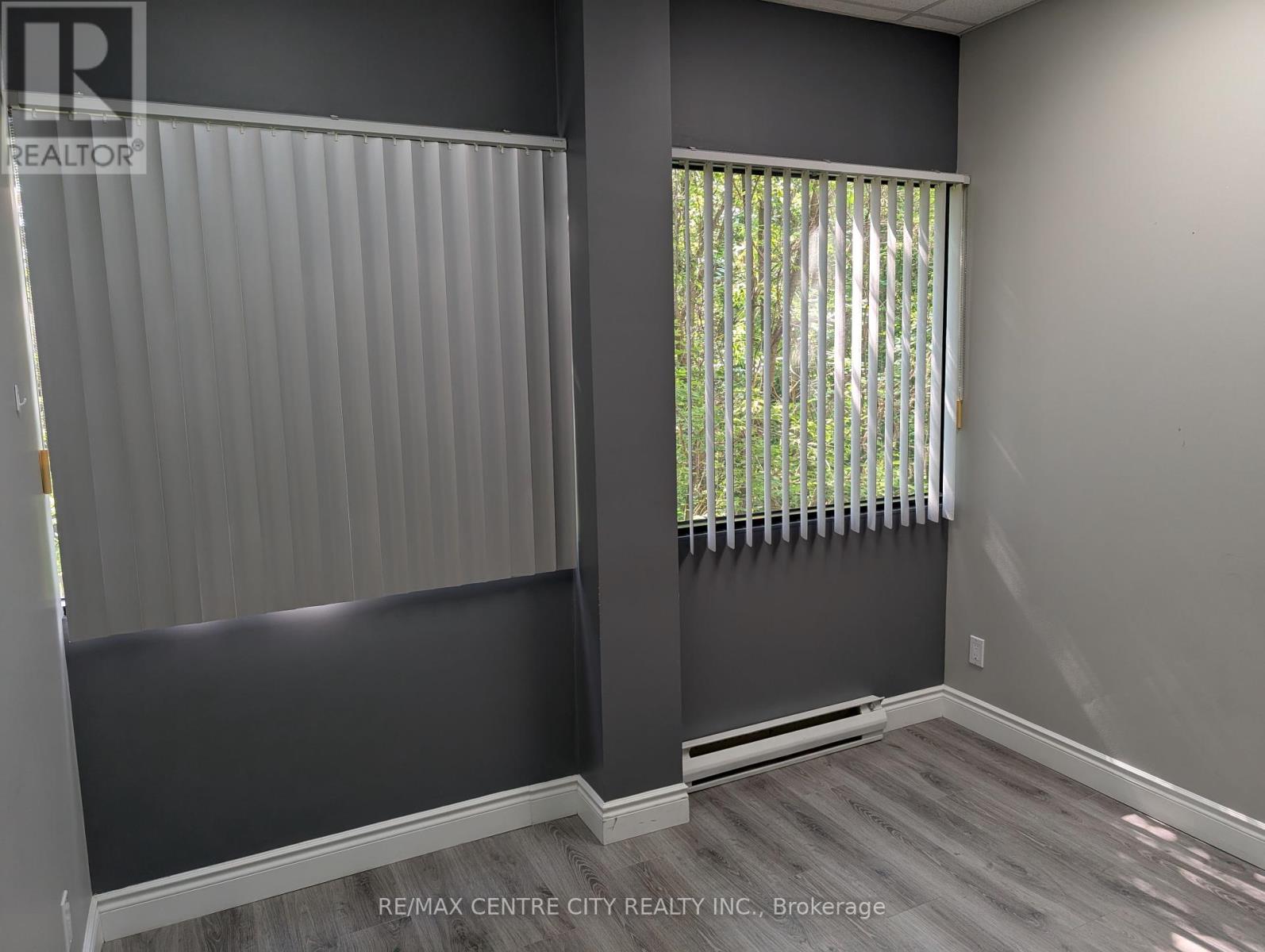 200 - 339 Wellington Road, London South, Ontario  N6C 5Z9 - Photo 12 - X12227000